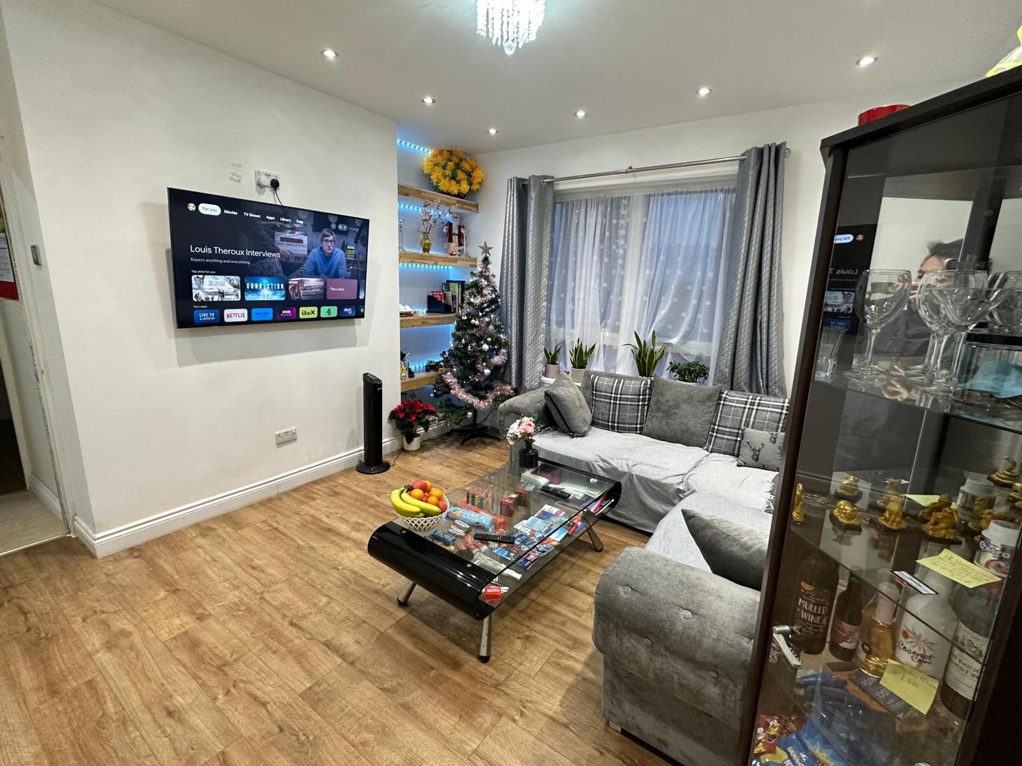 Fresh Apartment & Parking London Exterior photo